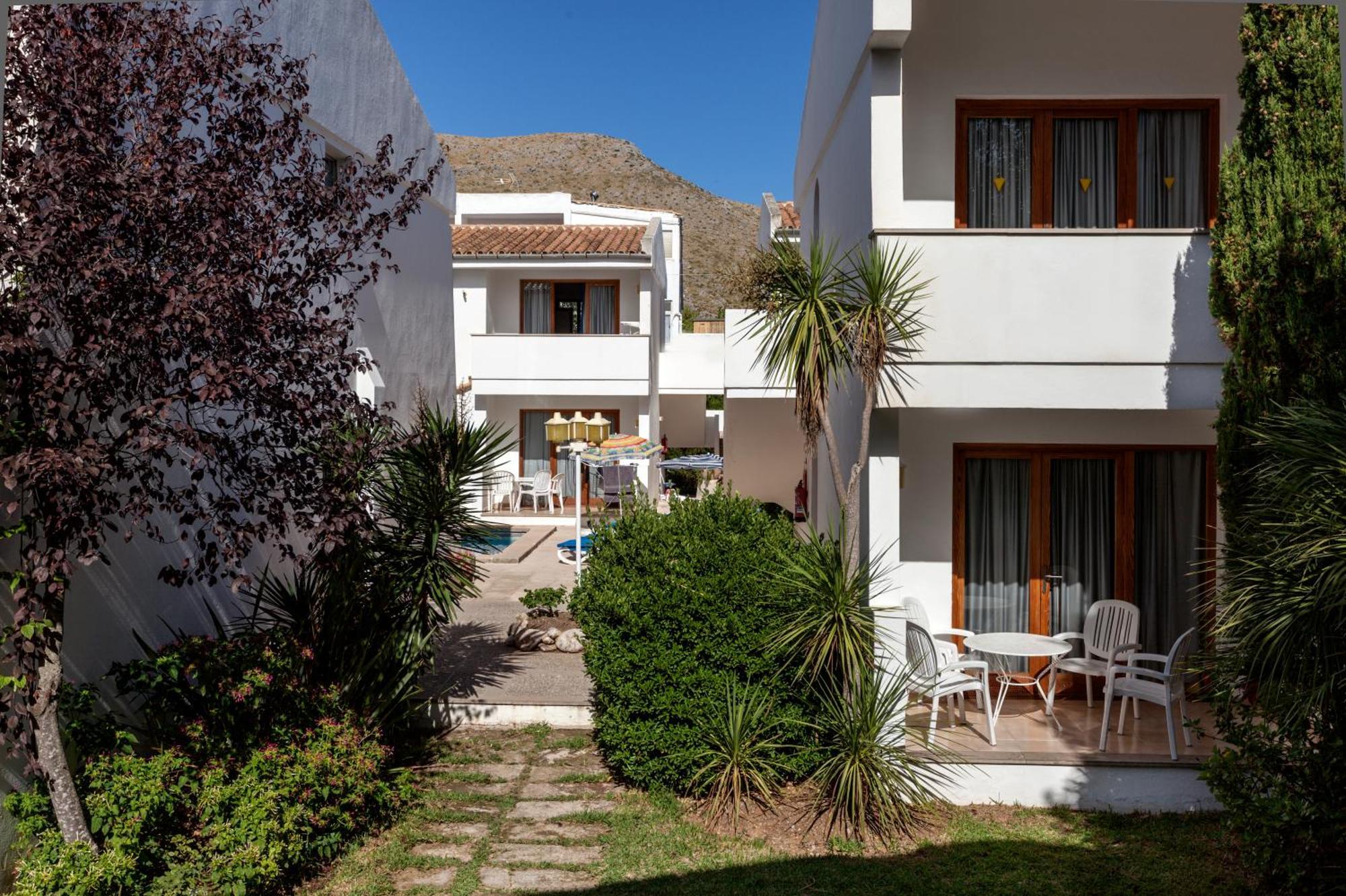 Apartamentos Leo Port de Pollenca Exterior photo