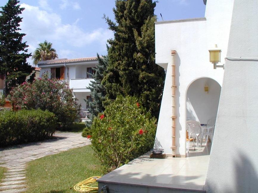 Apartamentos Leo Port de Pollenca Exterior photo